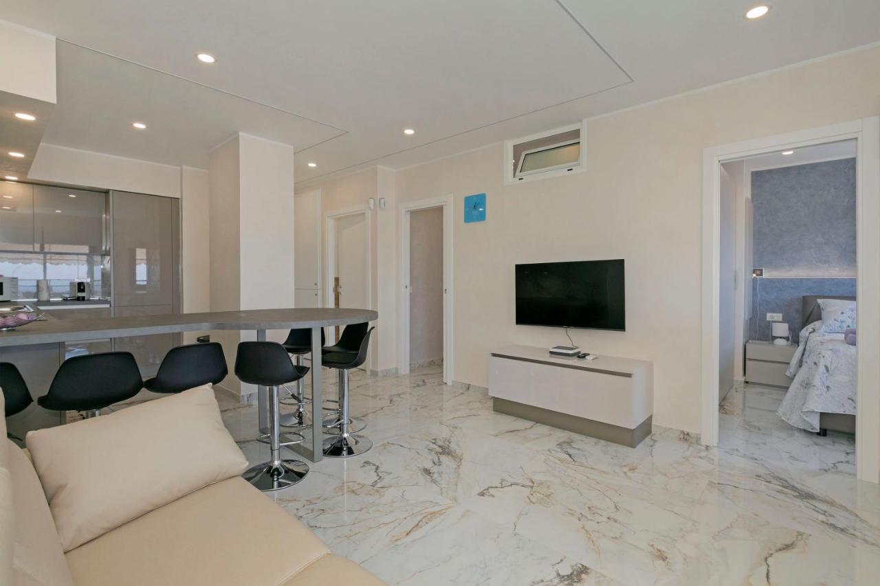 Apartment Flore Residence
